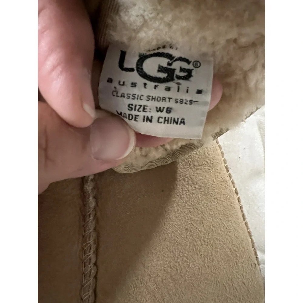 Ugg Australia Boots Womens 6 Classic Short Mid Winter Sheepskin Lined‎ 5825 Sand